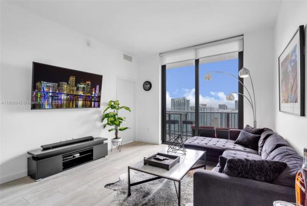 BRICKELL HEIGHTS EAST CON