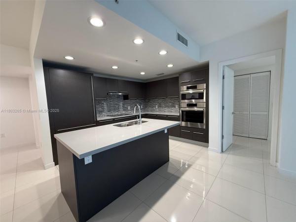 GRAND BAY COMMONS SOUTH