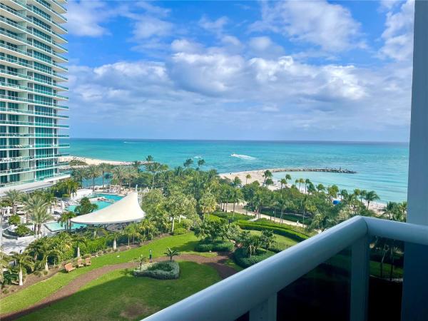 10275 COLLINS AVE #805, BAL HARBOUR, FL 33154