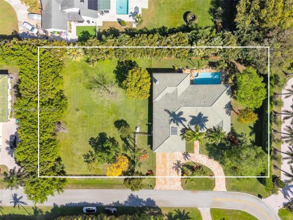 PLANTATION ACRES ESTATES