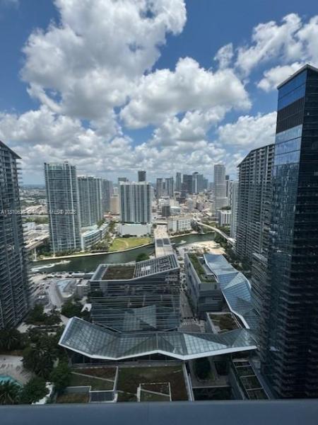 BRICKELL HEIGHTS EAST CON