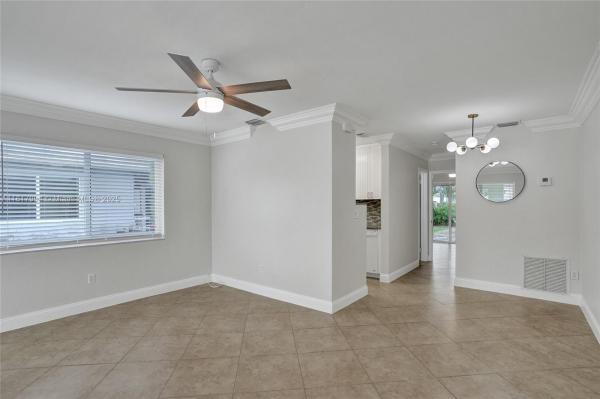 LAUDERDALE PARK 6-33 1/2