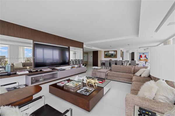 BAL HARBOUR 101 CONDO