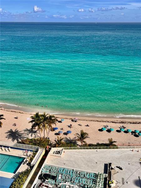 3140 S OCEAN DR #1706, HALLANDALE BEACH, FL 33009