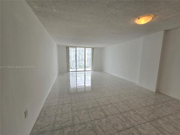 2851 NE 183RD ST #1010E, AVENTURA, FL 33160