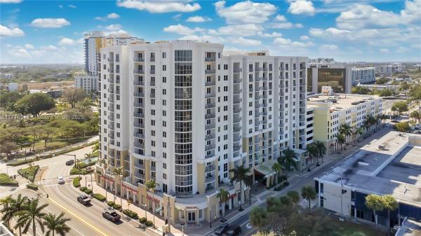 1830 RADIUS DR #418, HOLLYWOOD, FL 33020