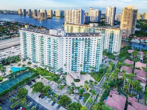 19380 COLLINS AVE #326, SUNNY ISLES BEACH, FL 33160