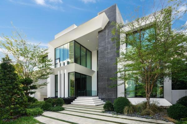 GOLDEN SHORES OCEAN BLVD