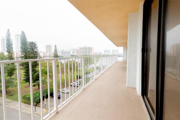 290 174TH ST #710, SUNNY ISLES BEACH, FL 33160