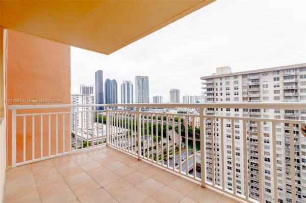 251 174TH ST #1909, SUNNY ISLES BEACH, FL 33160