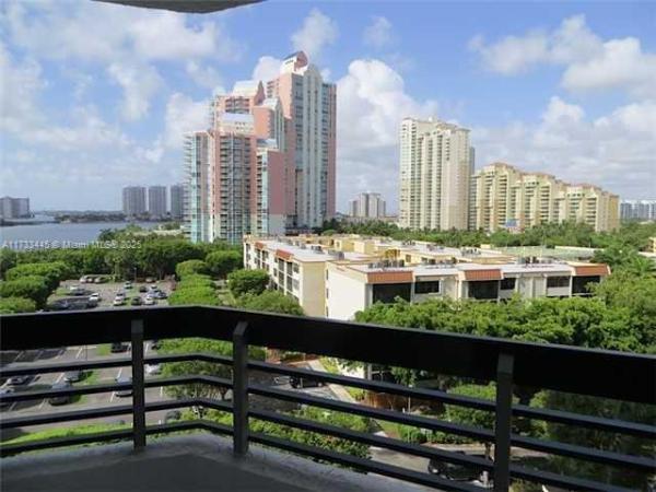 MYSTIC POINTE TOWER 600 C