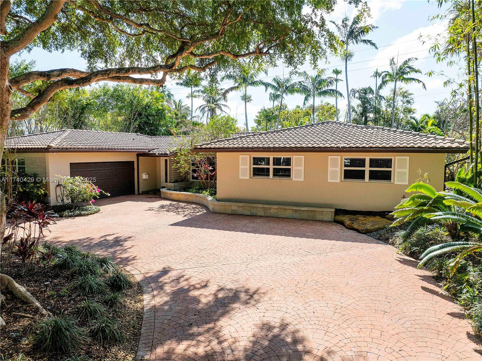 SEA RANCH LAKES - фото