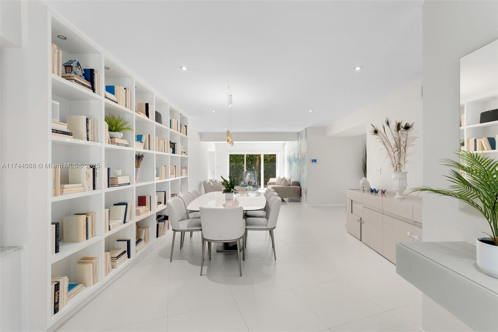 LAKE VIEW SUB - фото