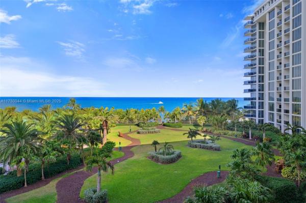 10275 COLLINS AVE #532, BAL HARBOUR, FL 33154