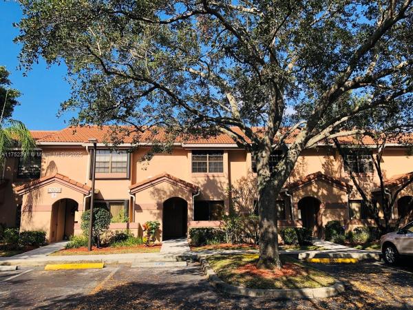 OPTIMA VILLAGE I-D CONDO