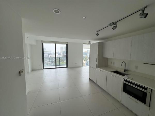 501 NE 31ST ST #809, MIAMI, FL 33137