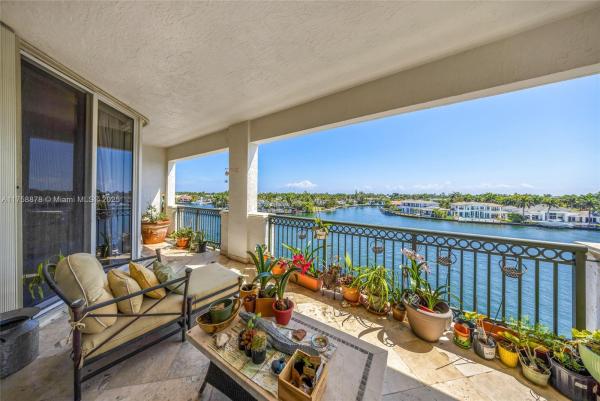 BELLA VISTA MID RISE NORT