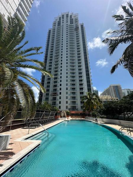 1060 BRICKELL AVE #2007, MIAMI, FL 33131