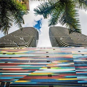 55 SW 9TH ST #3203, MIAMI, FL 33130