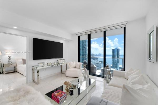 1010 BRICKELL AVE #3003, MIAMI, FL 33131