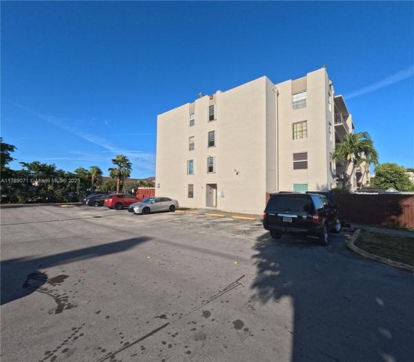 WESTLAND GARDENS CONDO