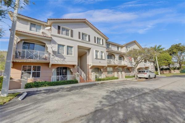 Century Parc Condominium