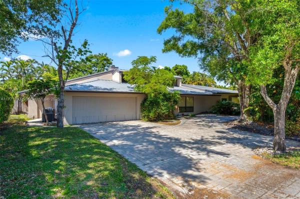 CORAL RIDGE COUNTRY CLUB