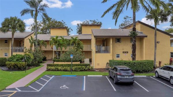 CYPRESS AT WOODMONT II