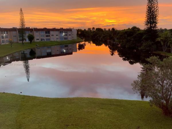 SUNRISE LAKES PHASE 3