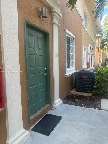 AVENTI AT AVENTURA CONDO