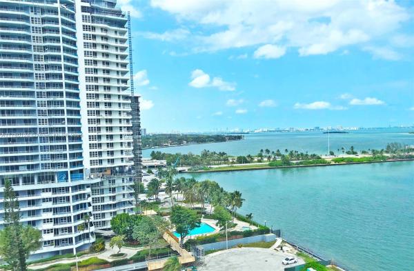 BAY PARK TOWERS CONDO