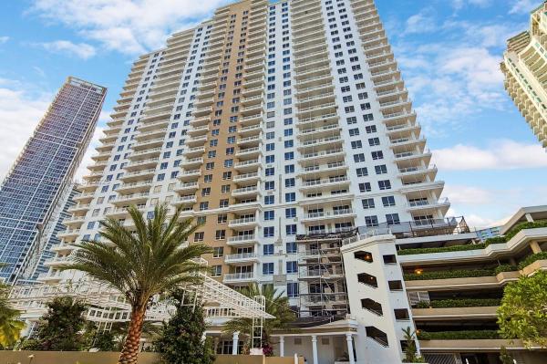 COURTS BRICKELL KEY CONDO