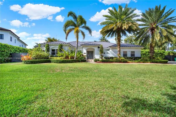 FLAMINGO GARDENS ESTATES