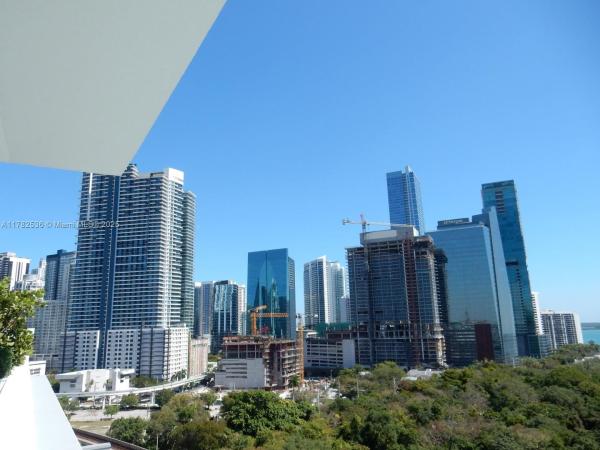 LE PARC AT BRICKELL CONDO