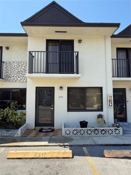 WESTLAND VILLAGE CONDO