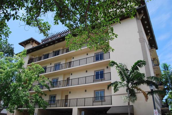 11 54 41 AVACADO PARK