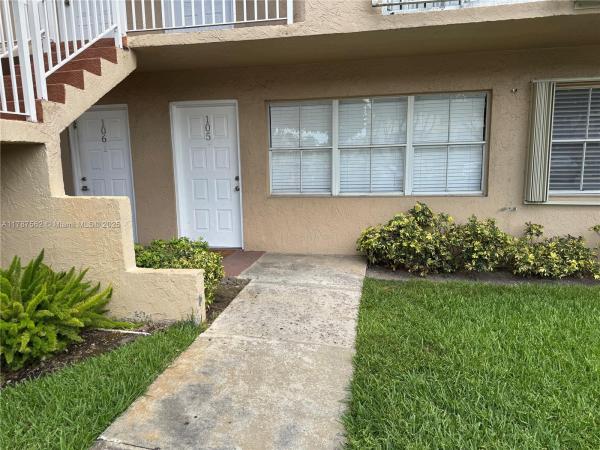 CORAL POINTE TOWNHOMES CO