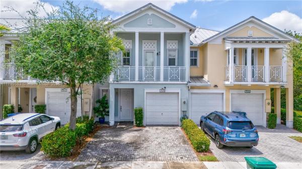 RESERVE AT DORAL EAST