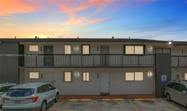 LAKEBELLE CONDO NO THREE