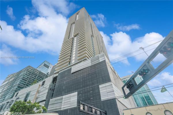 88 SW 7TH ST #2508, MIAMI, FL 33130