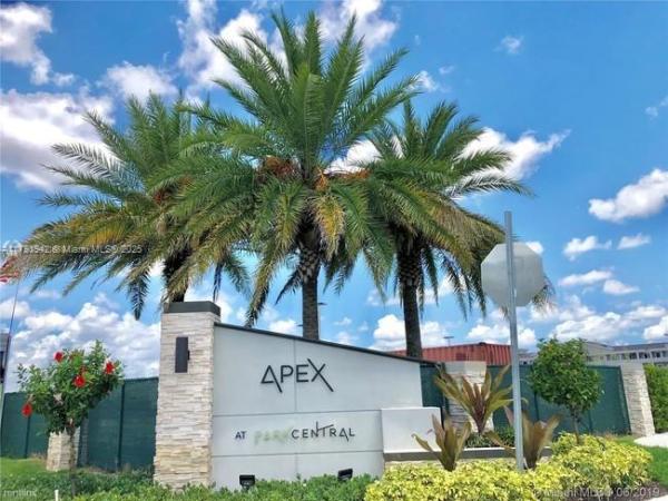 APEX AT PARK CENTRAL CONDO