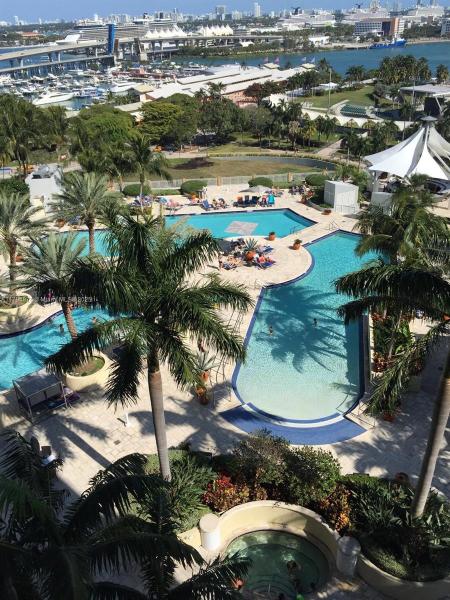 253 NE 2ND ST #412, MIAMI, FL 33132