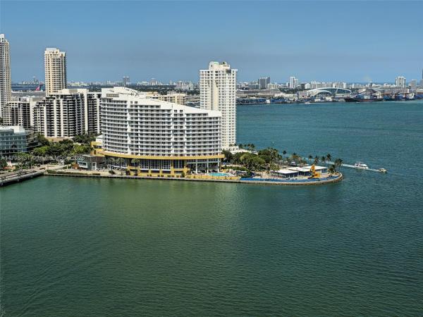 THE MARK ON BRICKELL COND