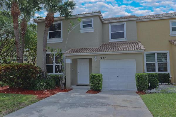 Towngate Park Crossing