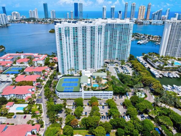 3301 NE 183RD ST #1608, AVENTURA, FL 33160