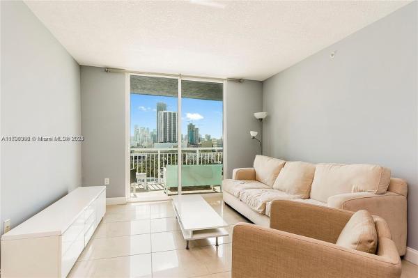 1800 BISCAYNE PLAZA CONDO