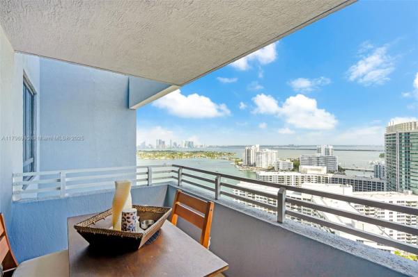 THE WAVERLY AT SOUTH BEAC