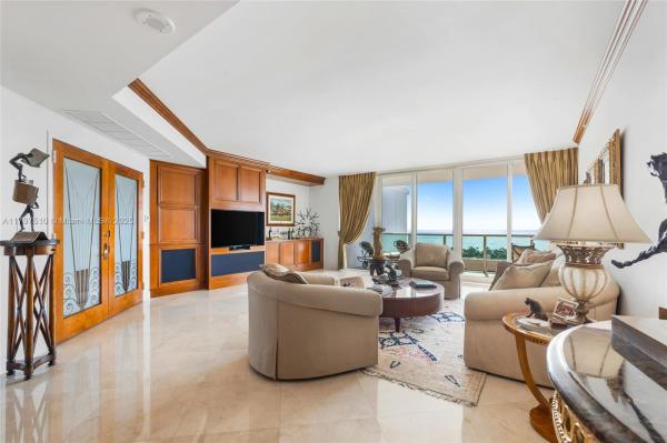 Porto Vita South Tower