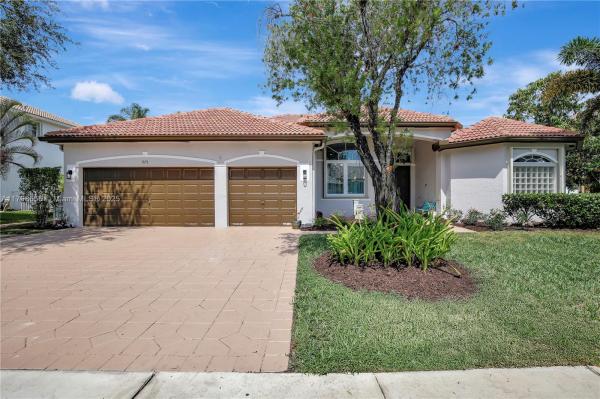 PASADENA AT PEMBROKE SHOR