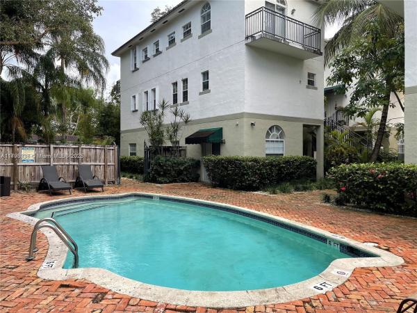 MARBELLA VILLAS CONDO